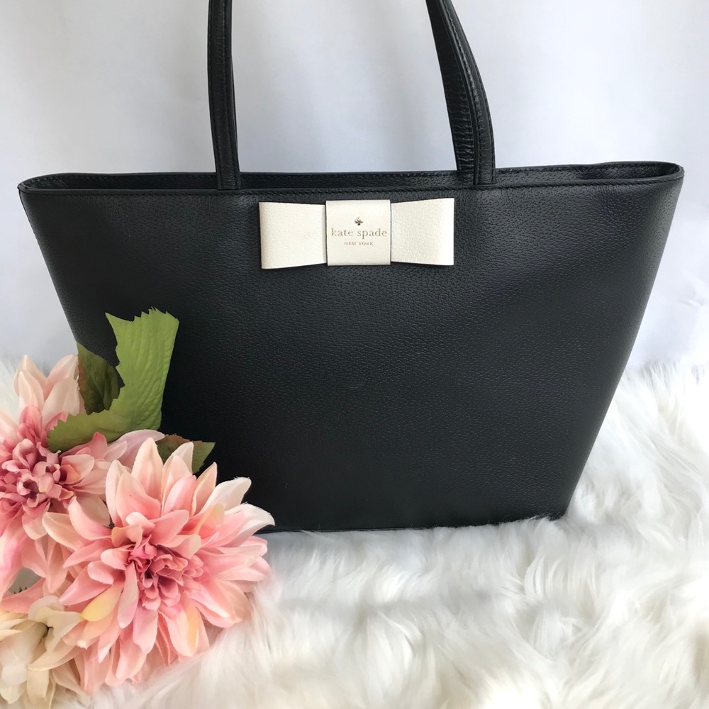 ♠️Kate Spade Robinson Ellis Tote♠️